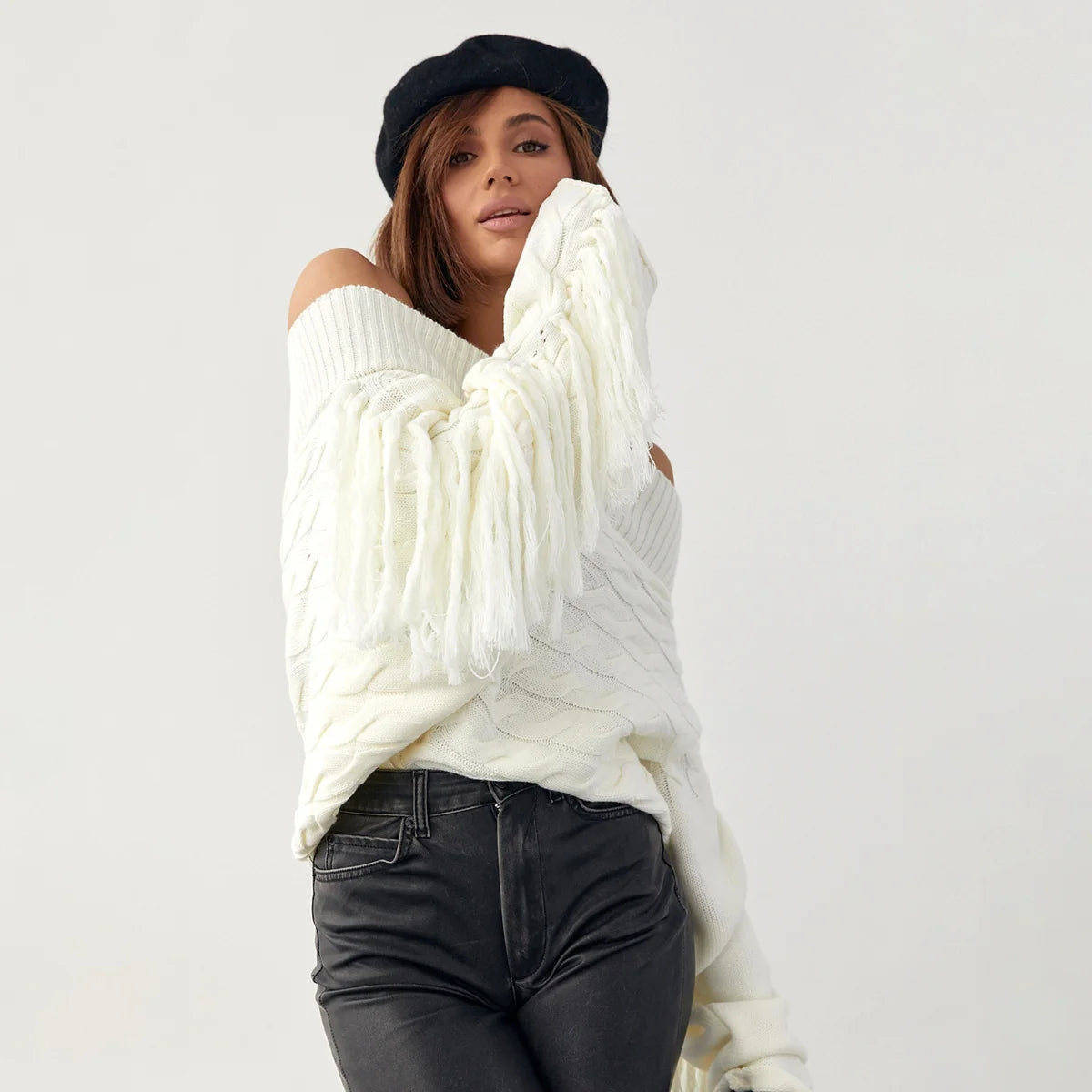 Damen Wollpullover mit Fransen – Produktansicht 5