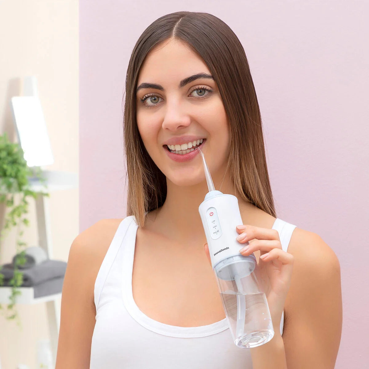 Tragbare wiederaufladbare Munddusche Denter