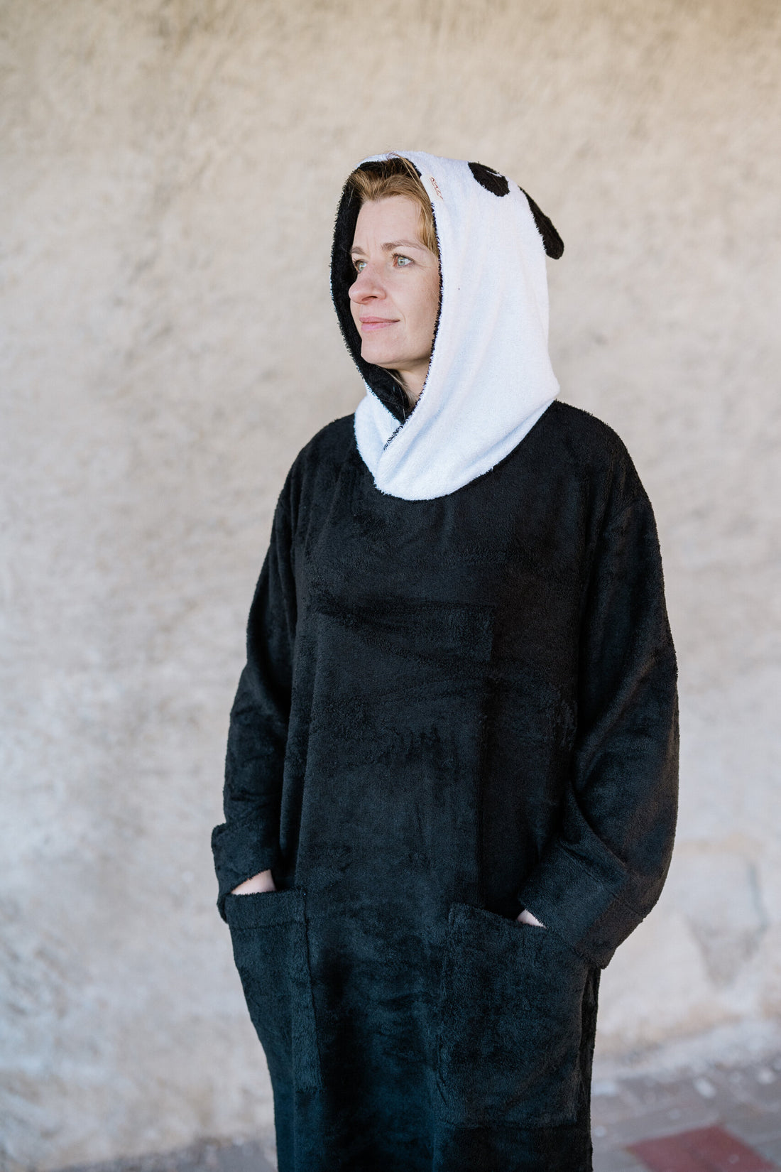 Unisex-Poncho PANDA aus OEKO-TEX Bambus-Frottee für Erwachsene – Detailansicht 2