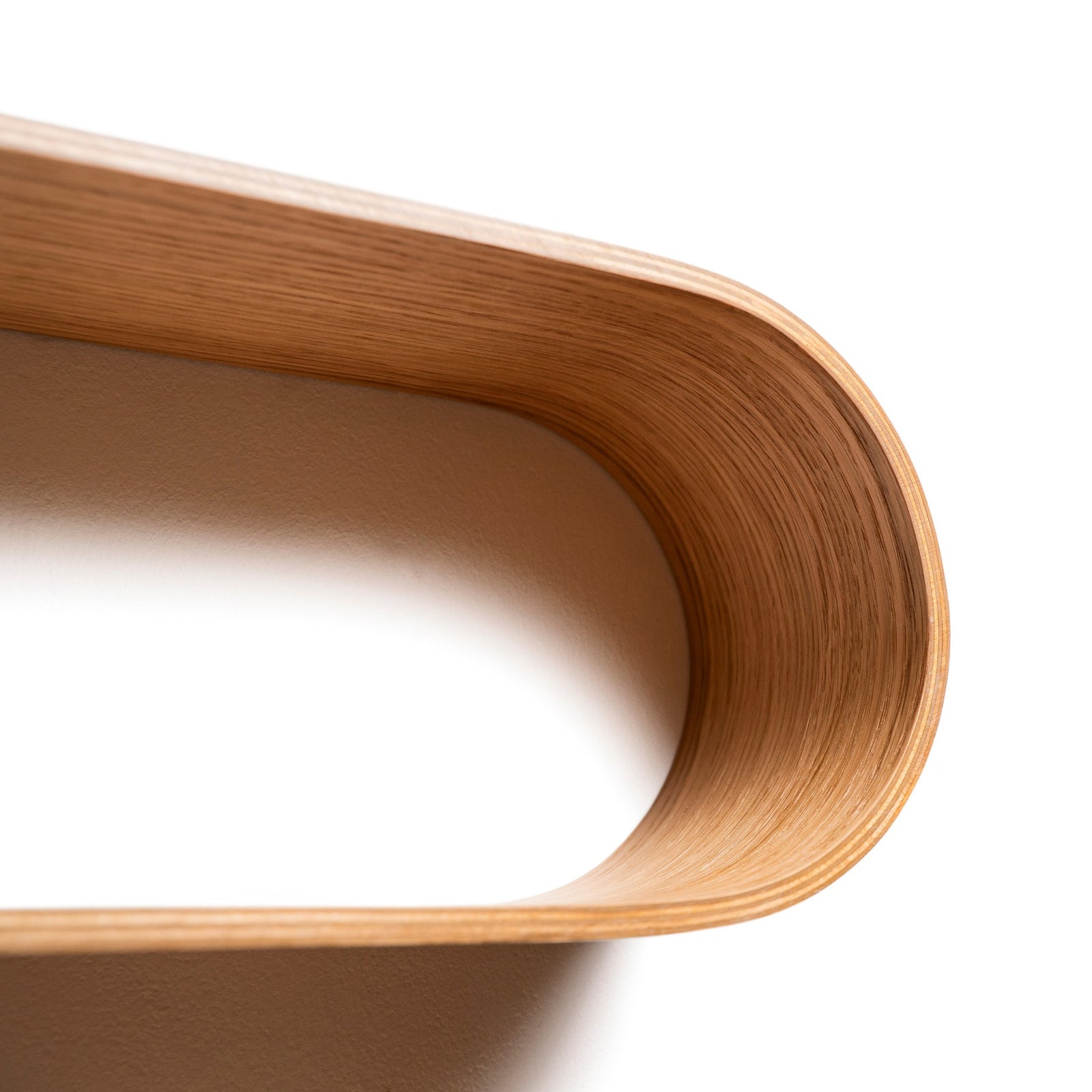 Schwebendes Wandregal aus Holz – Snake – Produktansicht 2