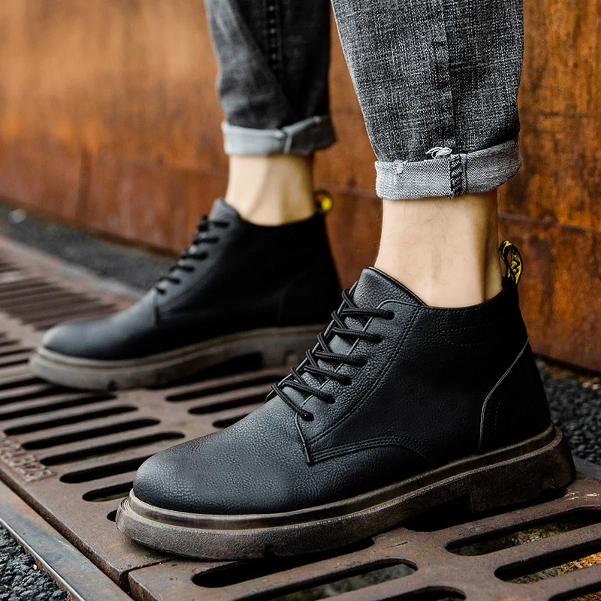 Herren Martin-Boots mit Warmfutter in Lederoptik