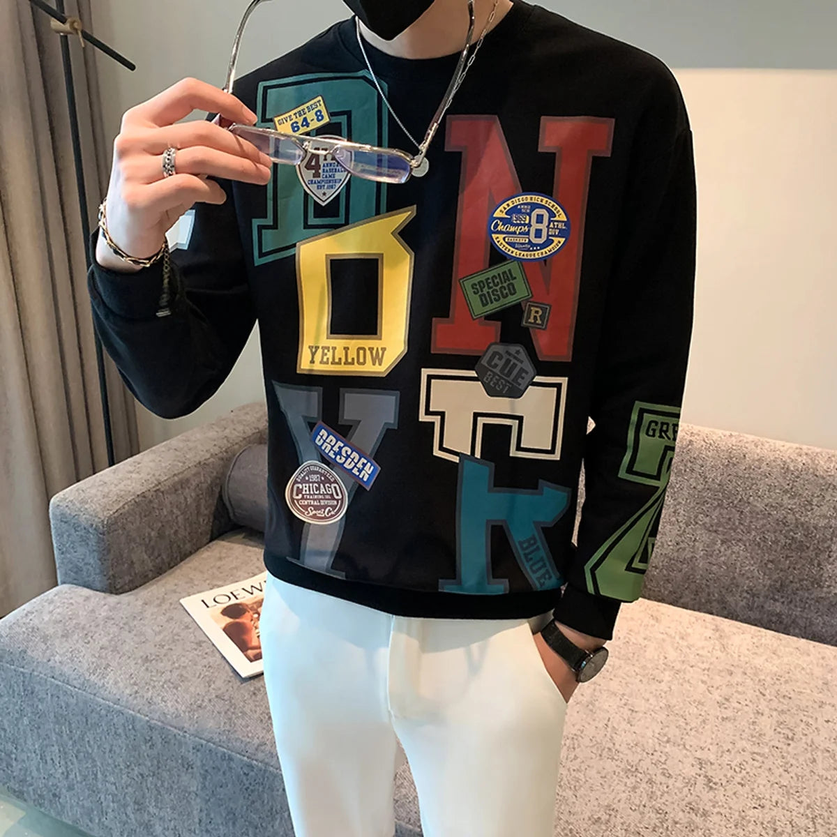 Herren gefüttertes Samt-Sweatshirt mit Rundhals – Produktansicht 4
