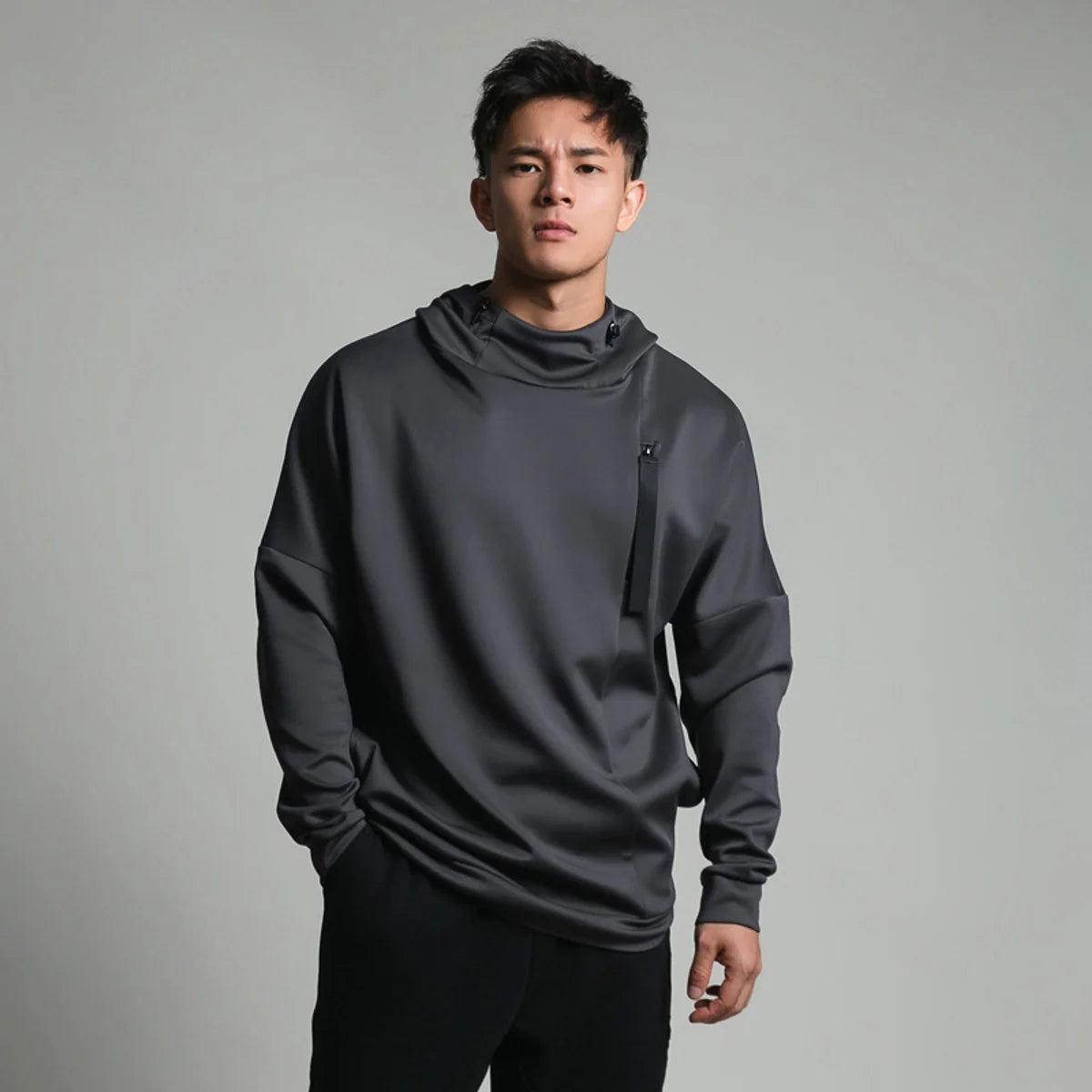 Herren Sportpullover mit hohem Kragen – ausgewählte Produktansicht