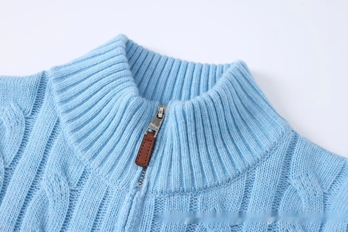 Herren Zopfstrickpullover mit halbem Reißverschluss – ausgewählte Produktansicht