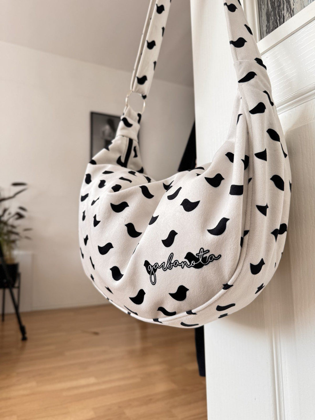 Hobo-Handtasche – Birds – Detailansicht 2
