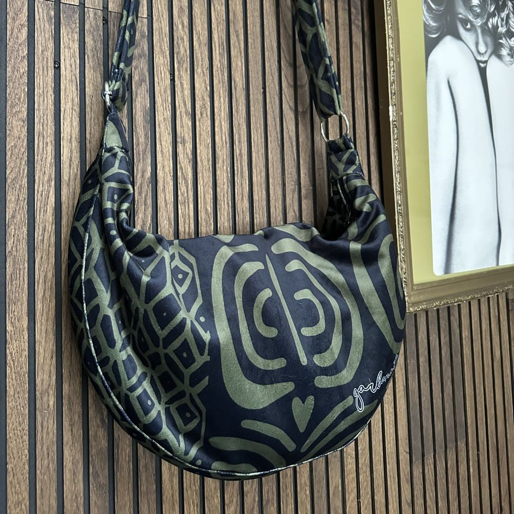 Hobo-Handtasche – Khaki-Muster – Produktansicht 2