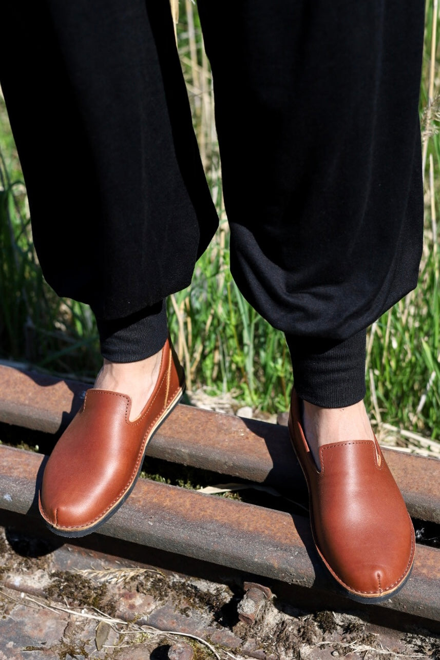 London Classic Schuhe im TOKU-Stil – Braun – Produktansicht 4