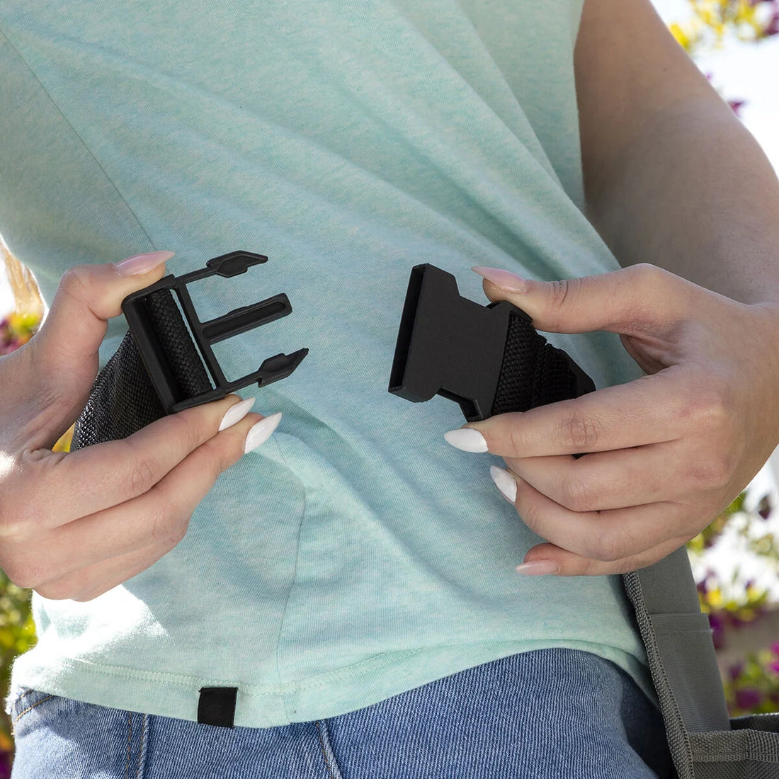 3-in-1 Garten-Kniebank Situl mit Werkzeugtasche – Detailansicht 4