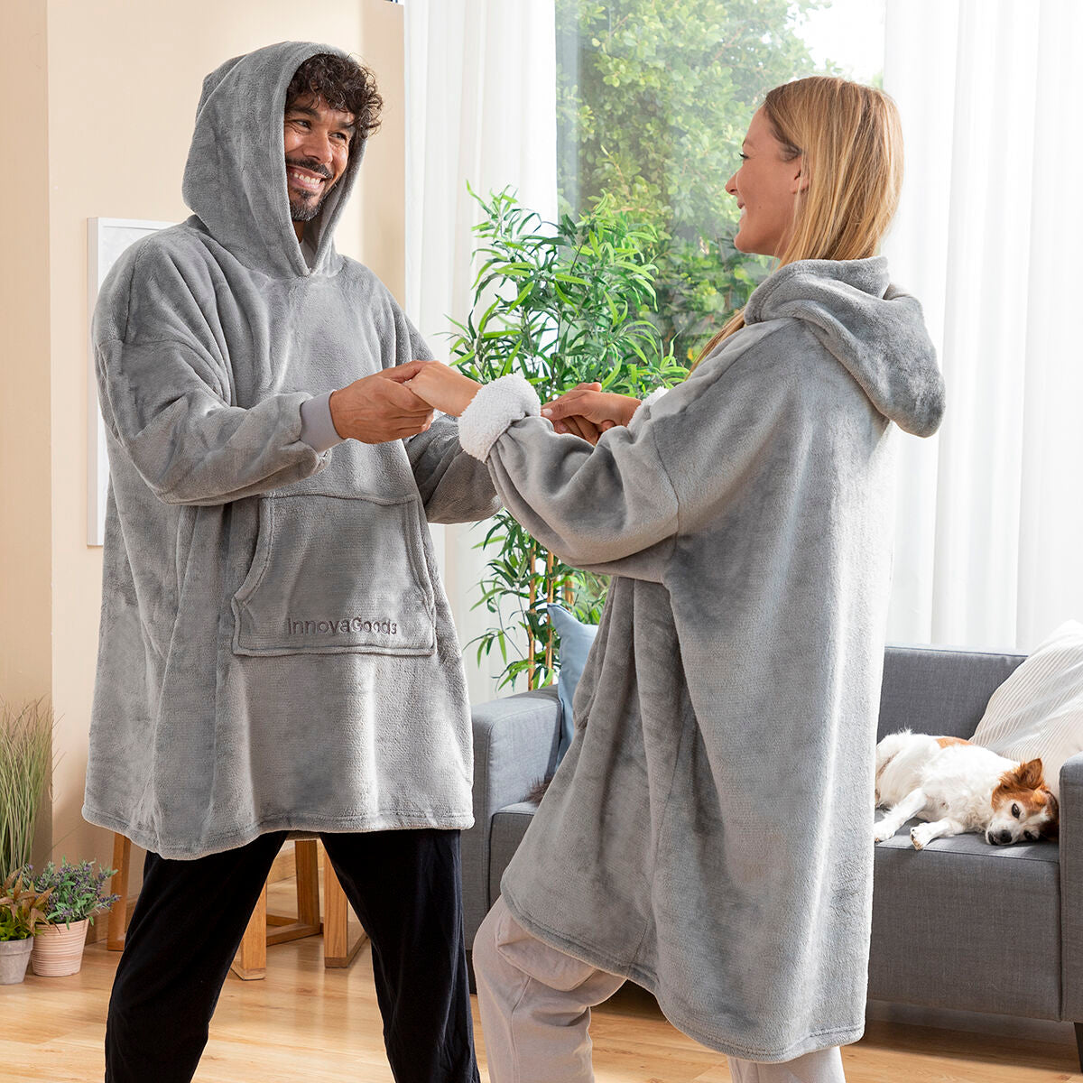 InnovaGoods Fleece-Kapuzen-Decke Unisex Übergröße