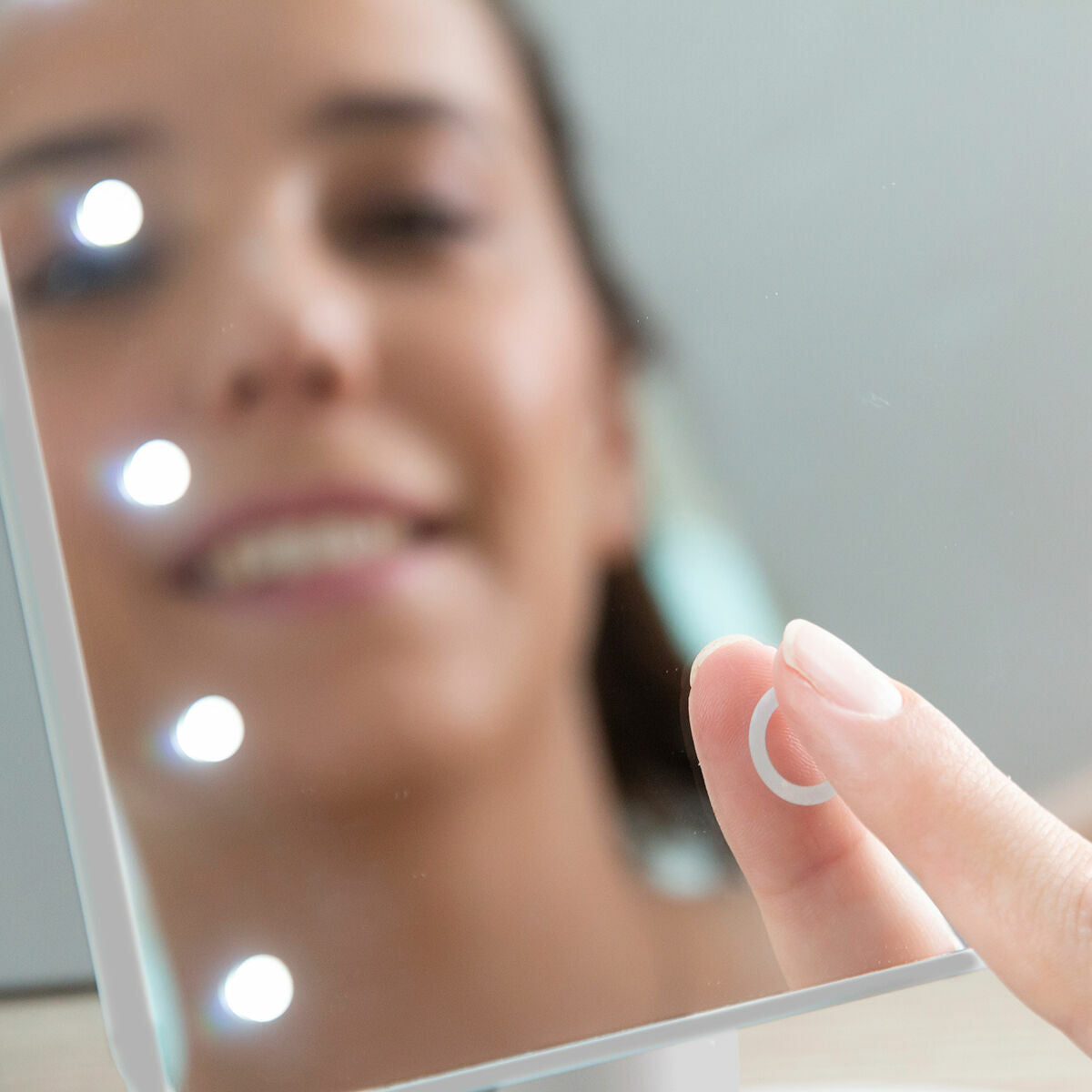 InnovaGoods LED Tischspiegel – Modernes Design Mit Licht