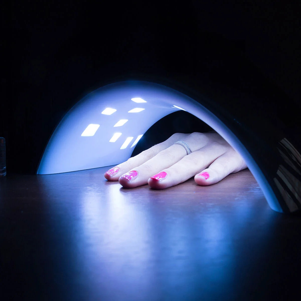 Professionelle LED-UV-Nagellampe – ausgewählte Produktansicht