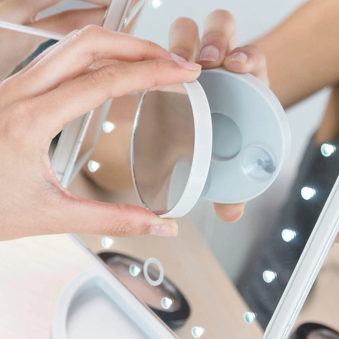 Vergrößerungsspiegel mit LED 4-in-1 Ledflect – Detailansicht 2