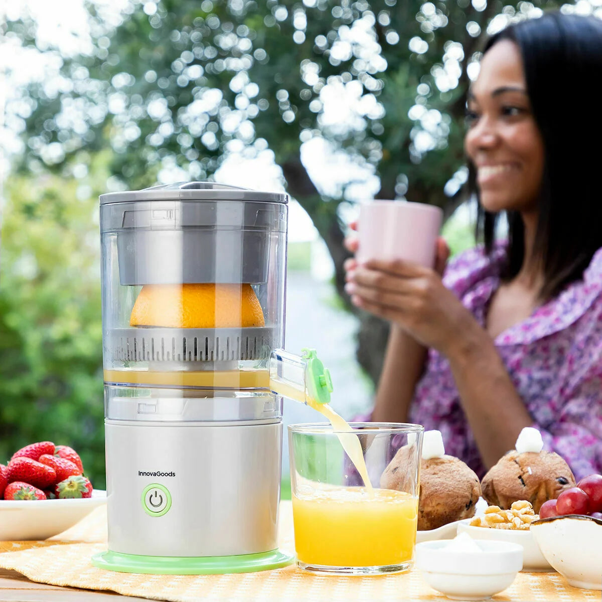 Automatische wiederaufladbare Saftpresse Juisso – ausgewählte Produktansicht