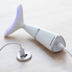 Kinred Kinnverkleinerer mit Phototherapie und Vibration - Massagegerät