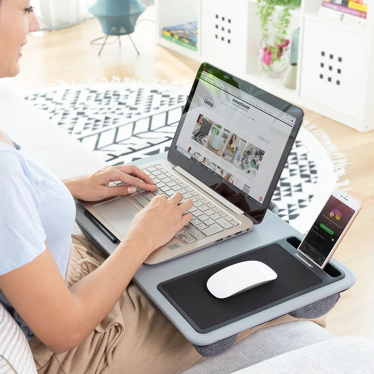Laptop-Tisch mit XL-Kissen Deskion