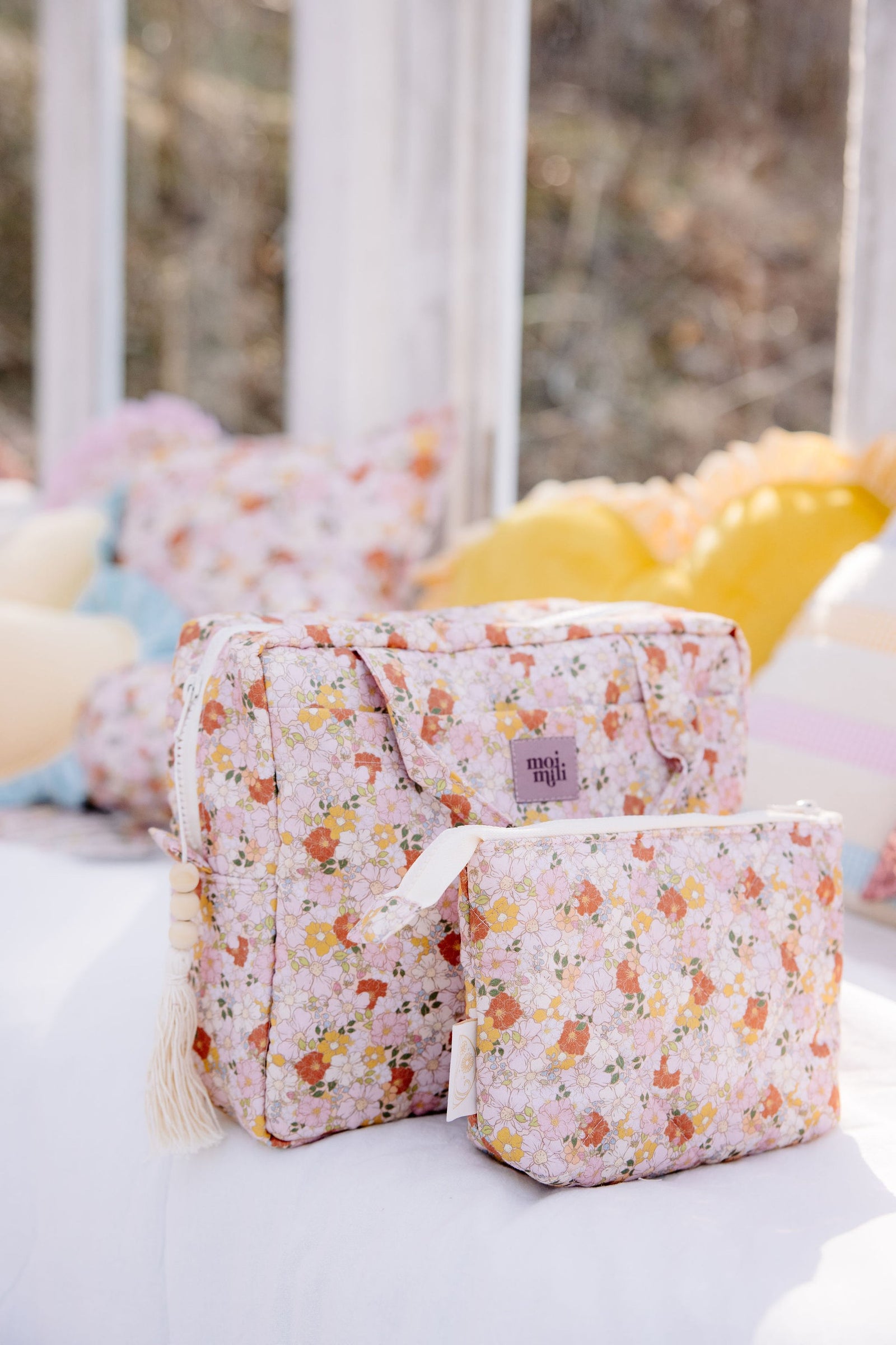 Große Kosmetiktasche – Spring Garden – Produktansicht 2