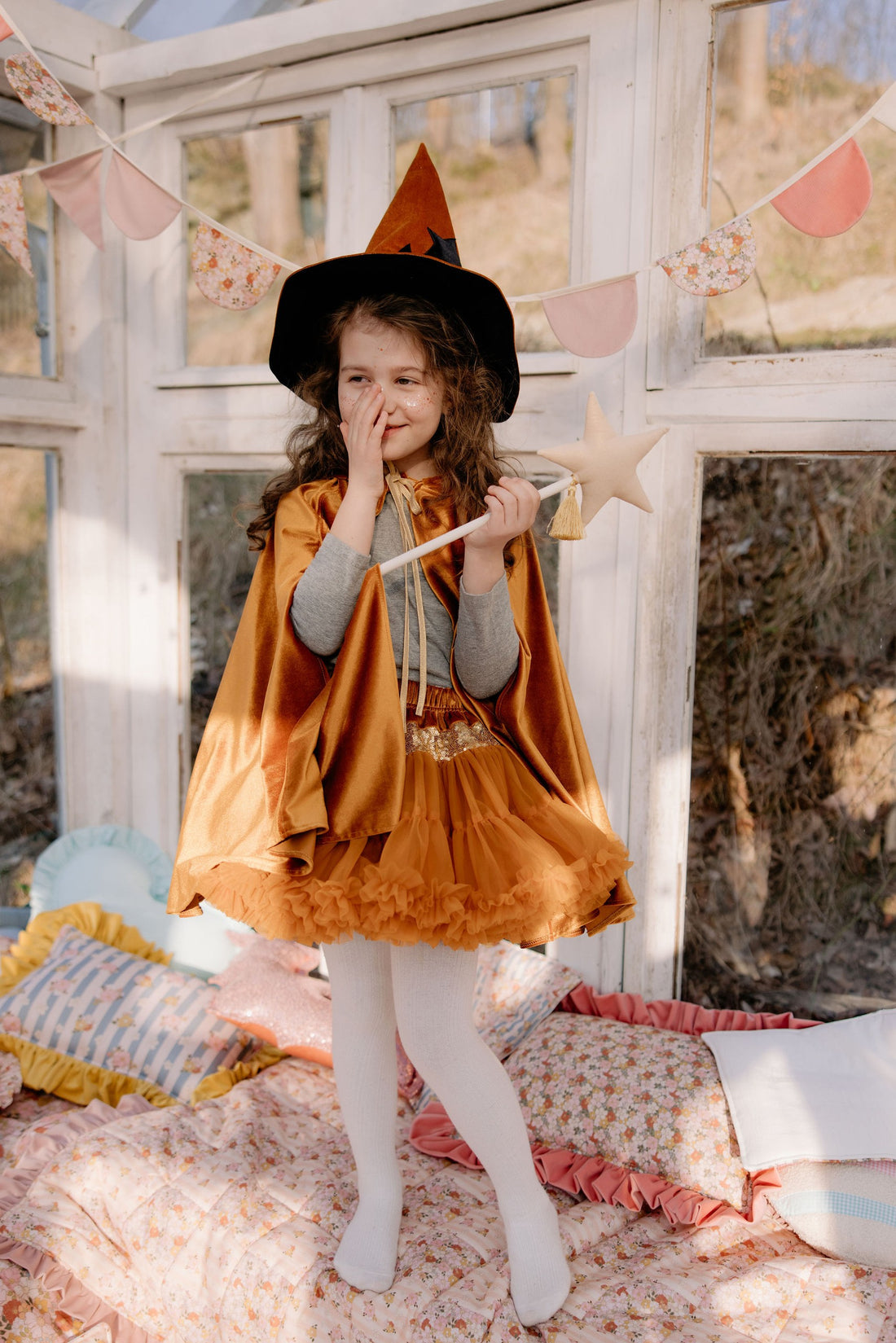 Kinder-Kostümumhang – Golden Riding Hood, Gold – Detailansicht 3