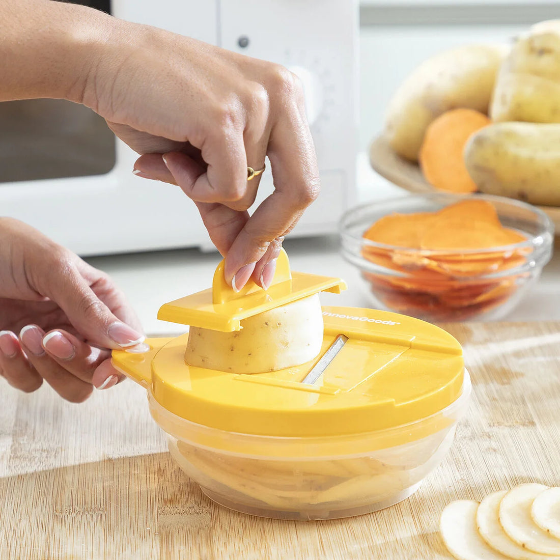 Mikrowellen-Chips-Set mit Hobel und Rezepten Chipit – Detailansicht 1