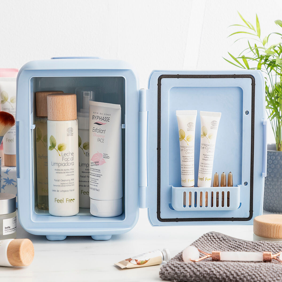 Mini Kosmetik Kühlschrank Frecos kompaktes Design weiß