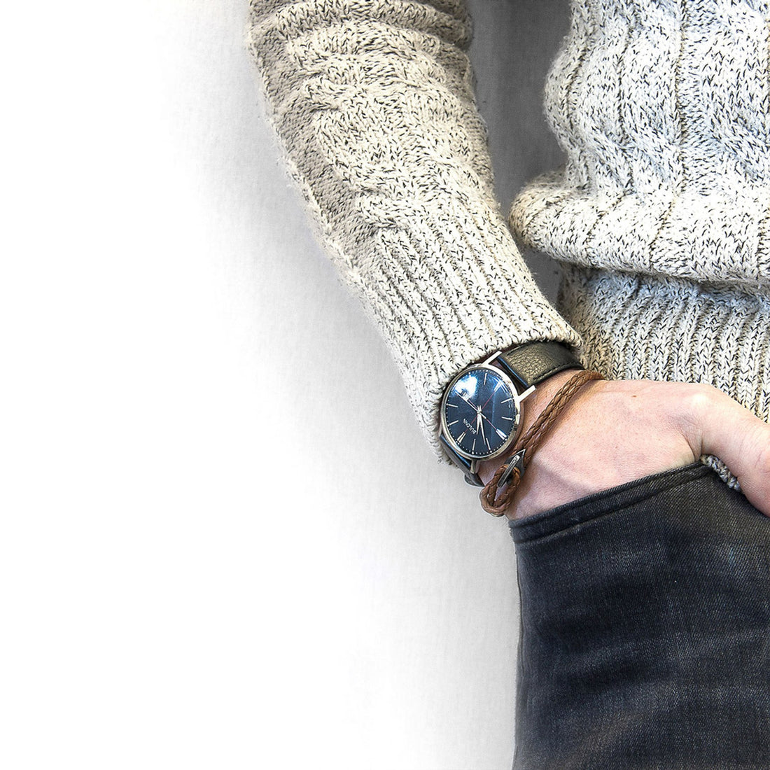 Padstow Silberarmband aus geflochtenem Leder – Hellbraun – Detailansicht 3