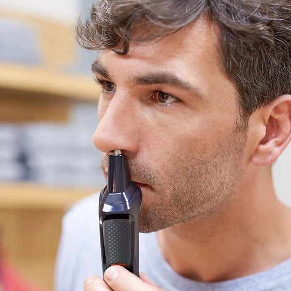Philips Präzision Trimmer schwarz für Nase und Ohren - Neuheiten