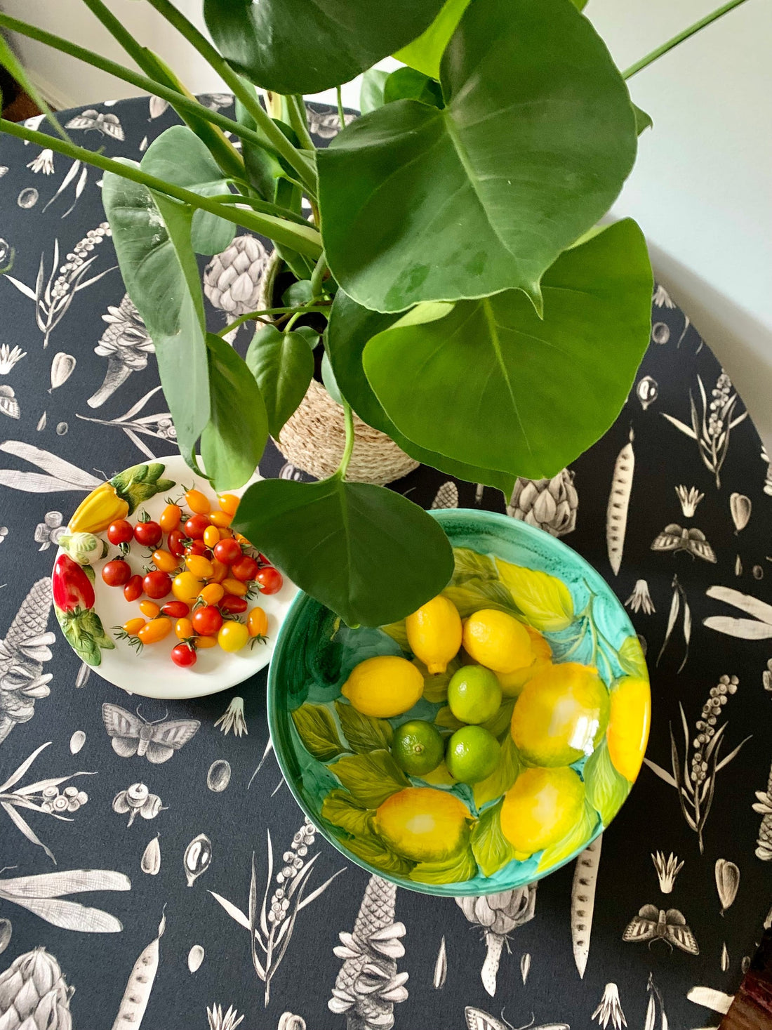 Runde Tischdecke – Seeds Carbon – Detailansicht 1