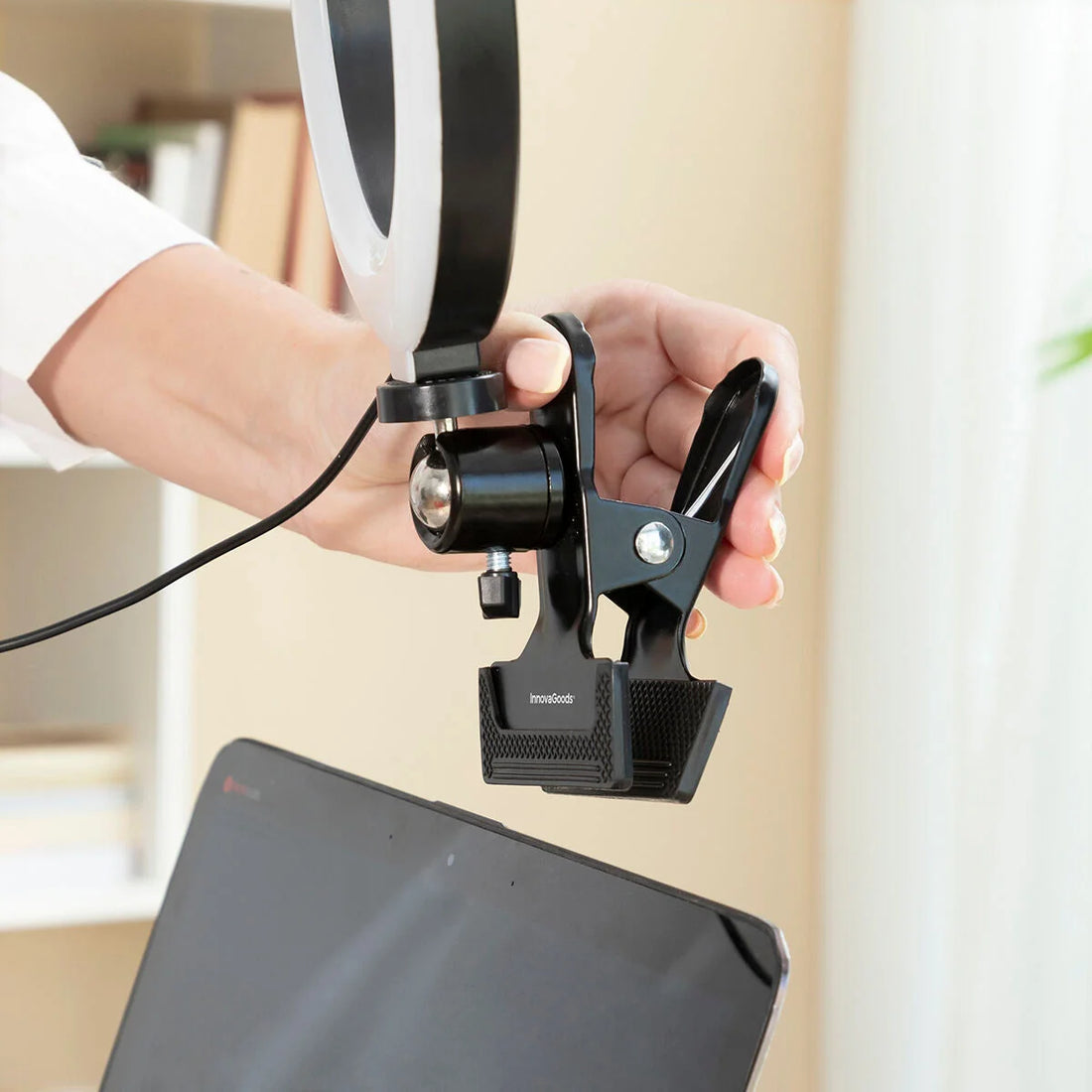 Selfie Lichtring mit Halteklammer Lumahoop – Detailansicht 1