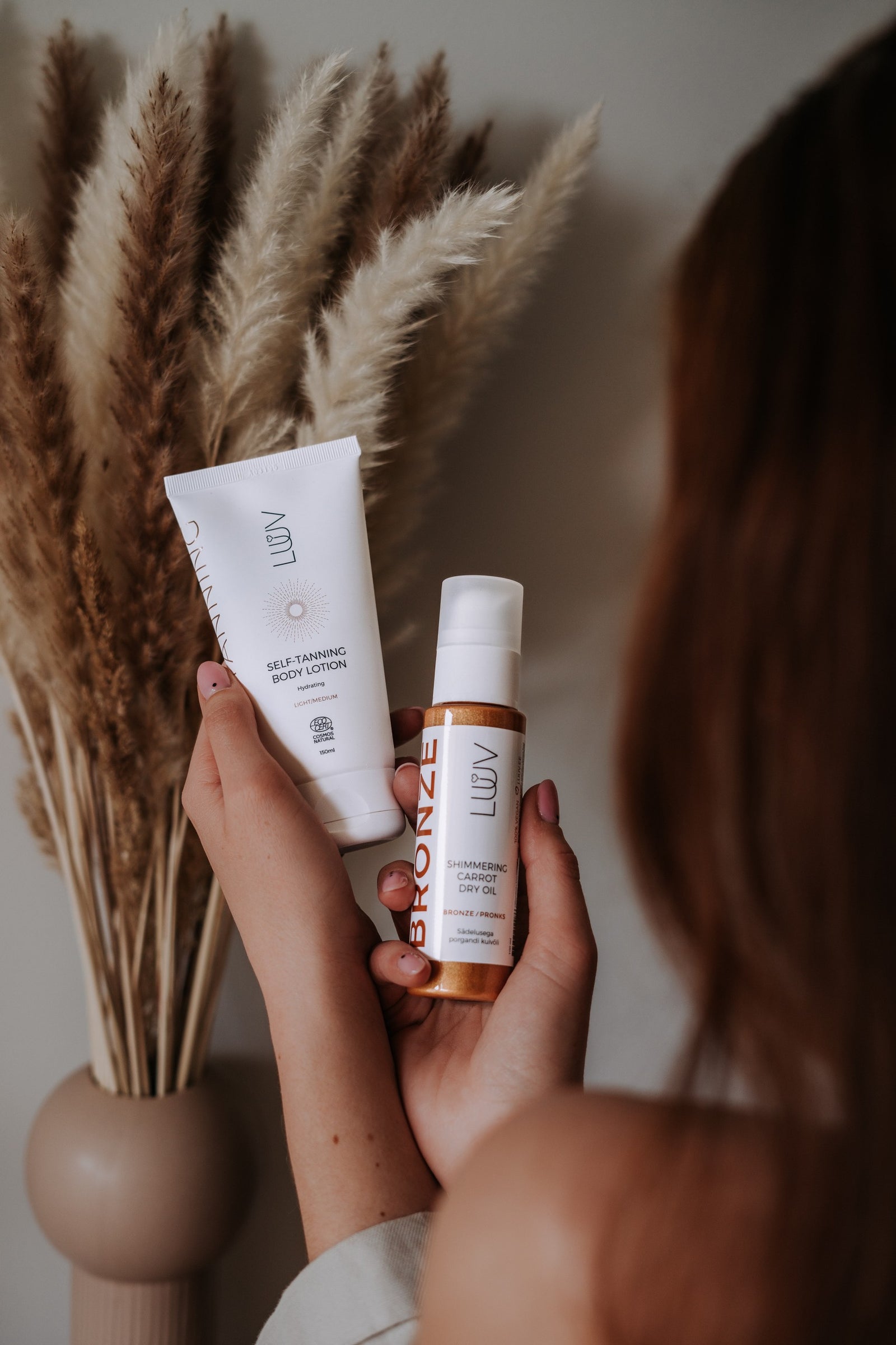 Schimmerndes Karotten-Trockenöl Bronze, 150 ml – Produktansicht 3