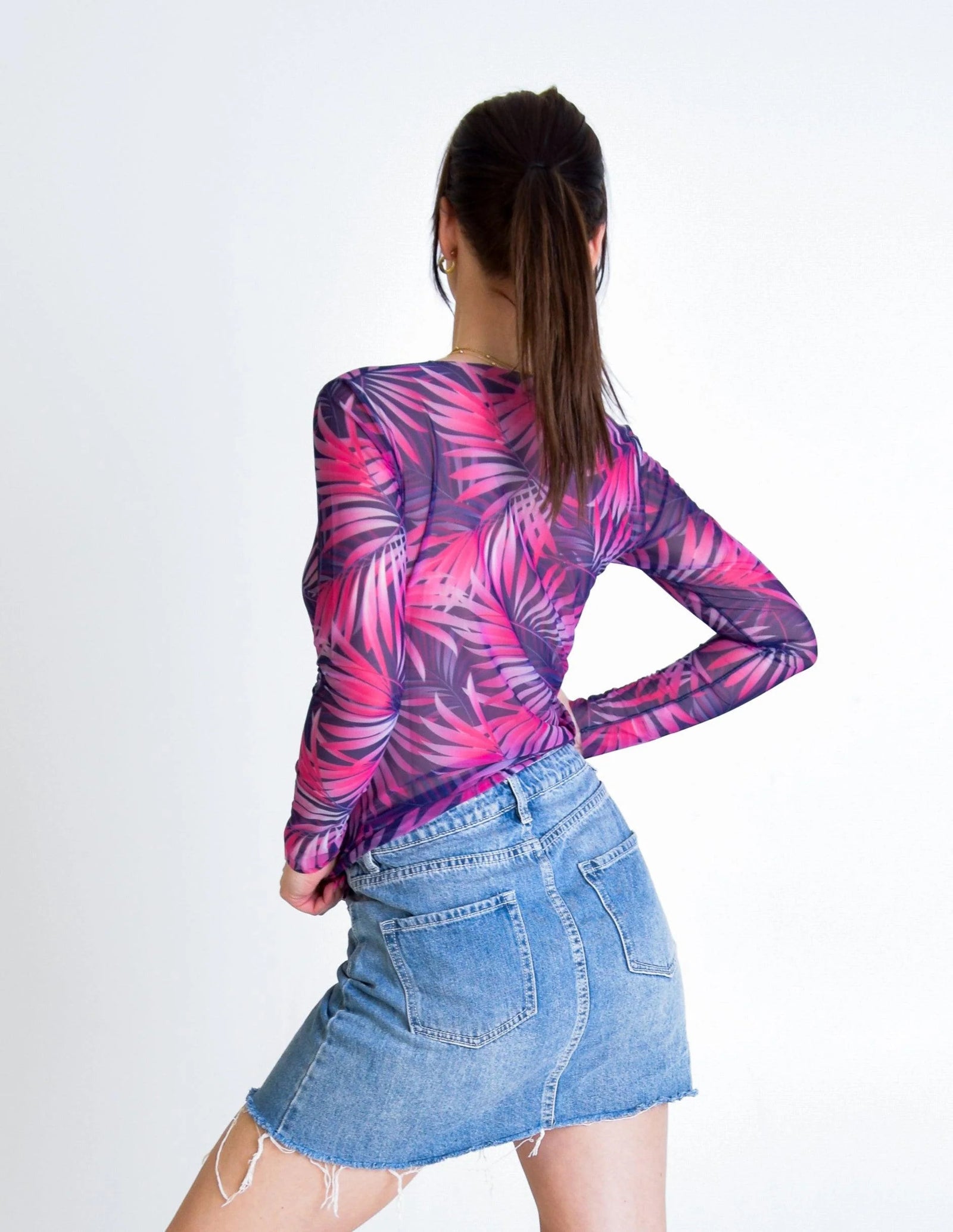 Durchbräunendes Langarmshirt – Rosa Tropica – Produktansicht 2