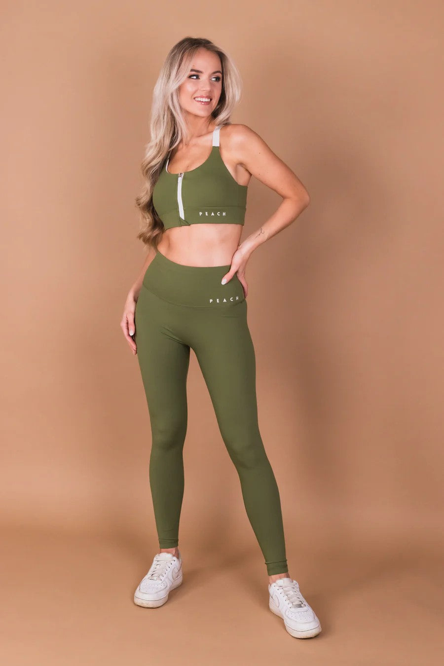 Sport-BH „Olive Green“ – Detailansicht 1