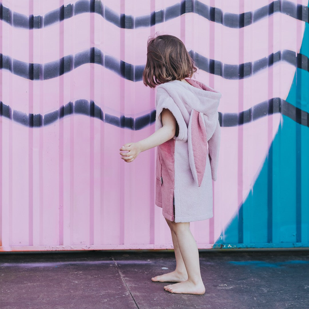Surfbunny Kinder-Badeponcho – Pink – Detailansicht 4