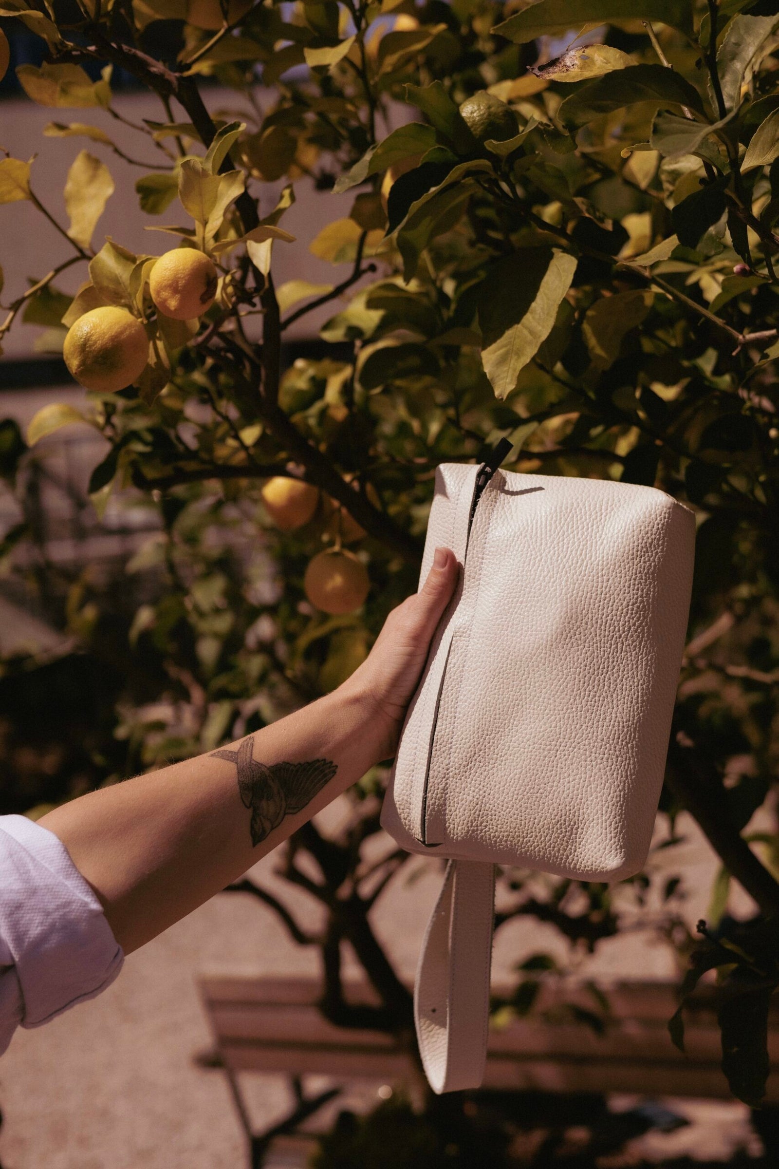 TOKU Handtasche Lisbon – Weiß – Produktansicht 5