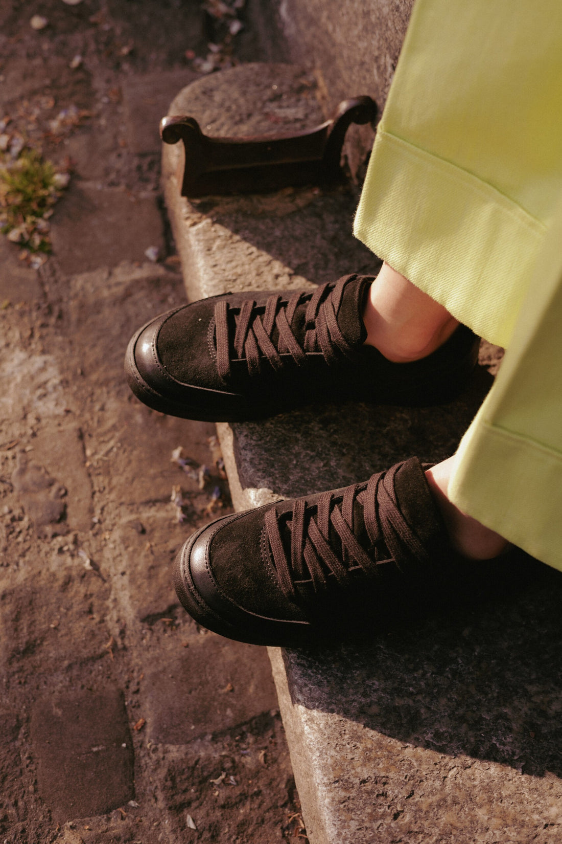 TOKU Portland Sneaker – Schwarz – Detailansicht 3