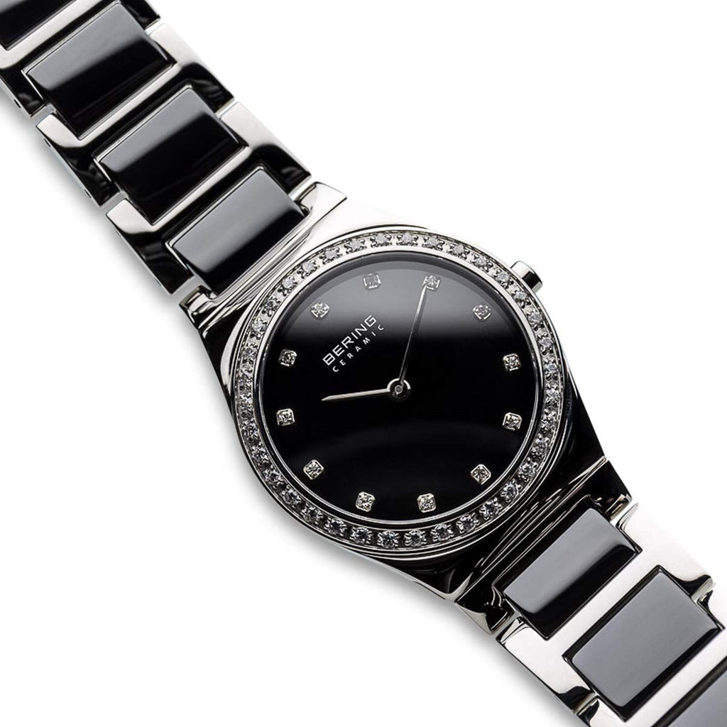 Bering Damenuhr Ø 30 mm – Elegantes Design aus Edelstahl