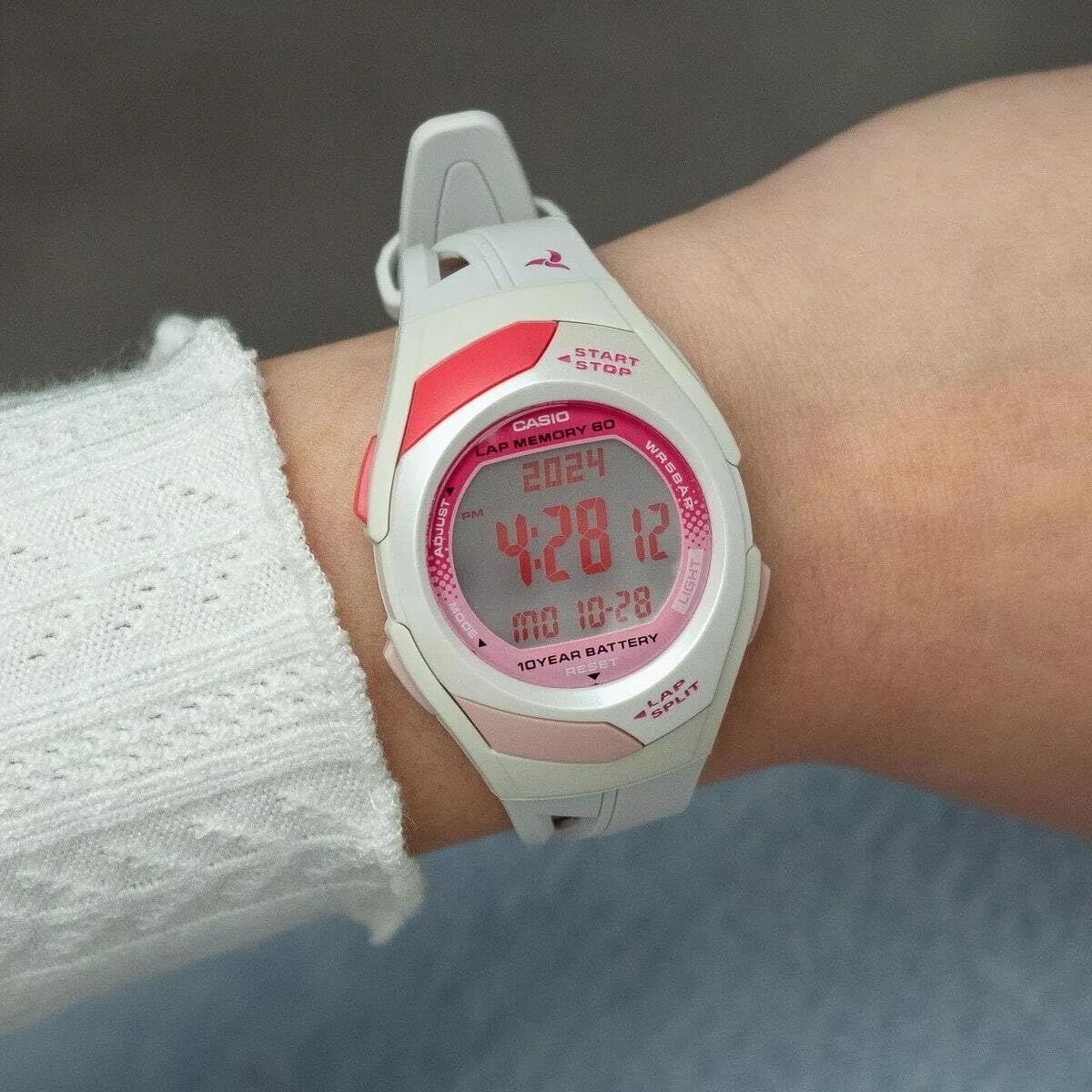 Casio Damenuhr – Elegantes Design in Weiß und Rosa
