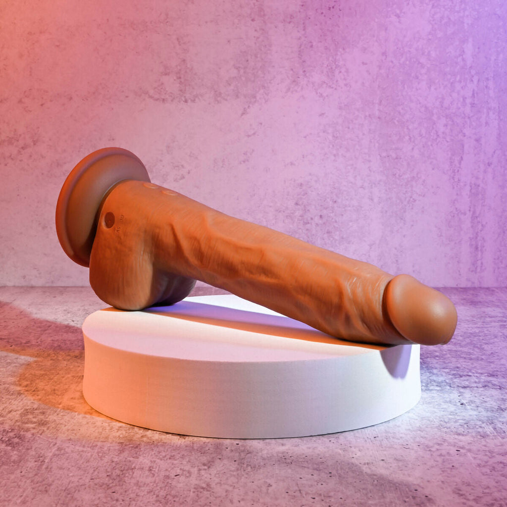 Evolved Silikon-Dildo braun wasserfest und aufladbar - Erotik Shop