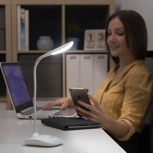 Flexible LED Tischlampe Lum2Go als wiederaufladbare Touch-LED-Tischlampe für modernes Innenlicht